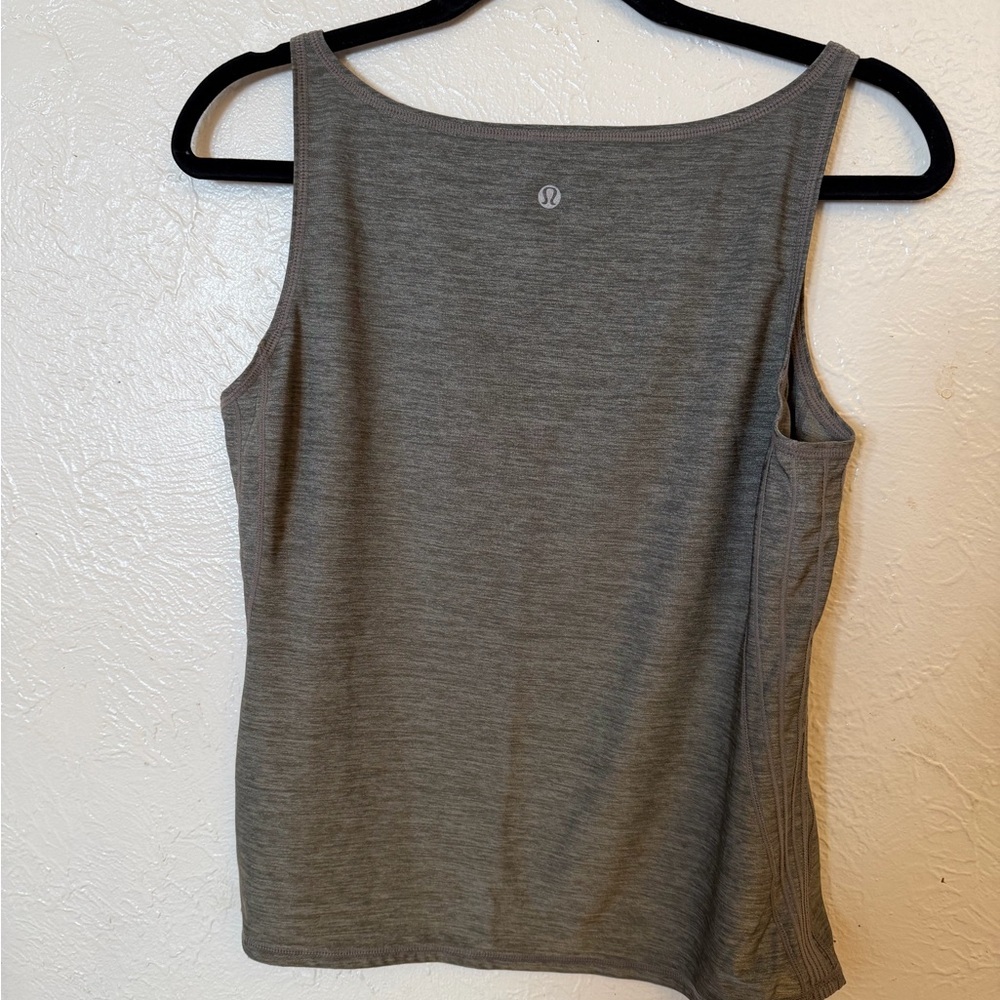 lululemon athletica Tank Top - Picture 3 of 8